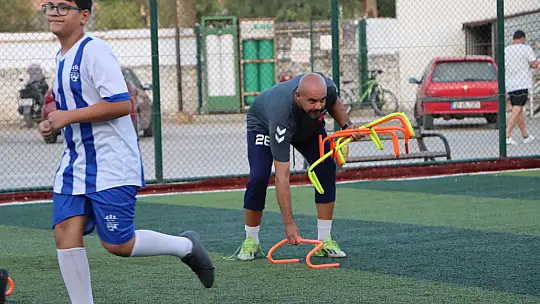 Milas FK Futbol Akademisi çalışmalara başladı