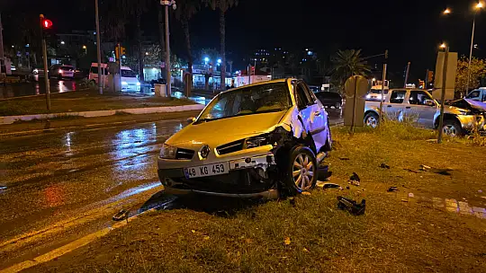 Milas'ta Otogar Kavşağı'nda Kaza: Bir Kişi Yaralandı