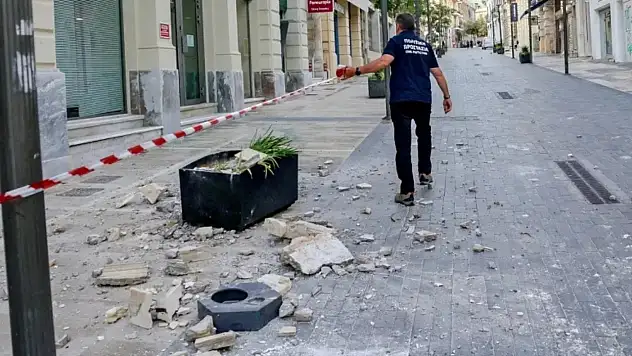 Ege'de meydana gelen deprem Girit Adası'nda hasara yol açtı: Eğitim durduruldu