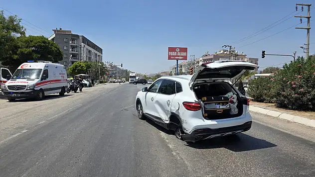 Milas Balçık Kavşağı'nda Kırmızı Işık İhlali Kazaya Yol Açtı