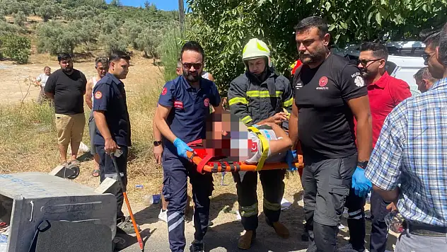 Milas Beçin Mahallesi'nde Kamyonet Yan Yattı: Sürücü Araçta Sıkıştı