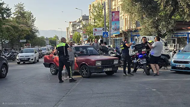 Milas Sanayi Caddesi'nde kaza: Motosiklet sürücüsü yaralandı