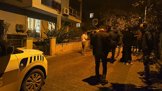 Milas'ta Korku Dolu Anlar: Motosikletli Saldırgan Evi Kurşunlayıp Kaçtı