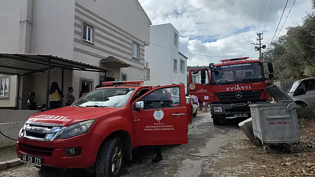 Milas'ta Korkutan Yangın: Çamaşır Makinesi Alev Aldı
