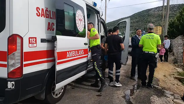 Milas'ta küçük çocuğa çarpan araç olay yerinden kaçtı