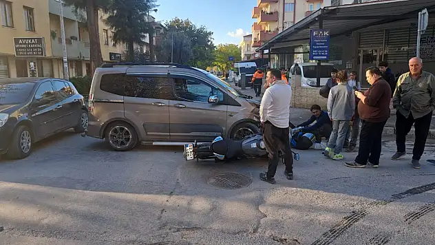 Milas'ta Motosiklet Kazası Ucuz Atlatıldı: Motosiklet Sürücüsü Hafif Yaralandı