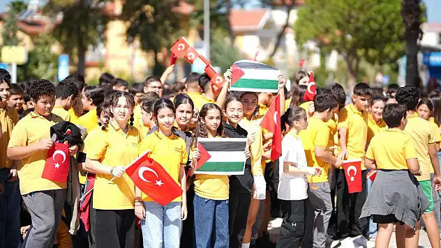 Milas'ta siyasi partiler ve STK'lar Gazze için tek yürek oldu