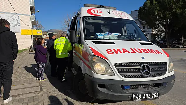 Milas'ta Yeni Yılın İlk Kazası Ucuz Atlatıldı: Lozan Caddesi'nde Yaya Yaralandı