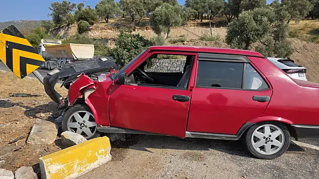 Milas-Yatağan Karayolunda Korkutan Kaza: Araç Kullanılamaz Hale Geldi