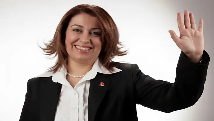 CHP Milas İlçe Başkanlığı’na Zühra Dönmez getirildi