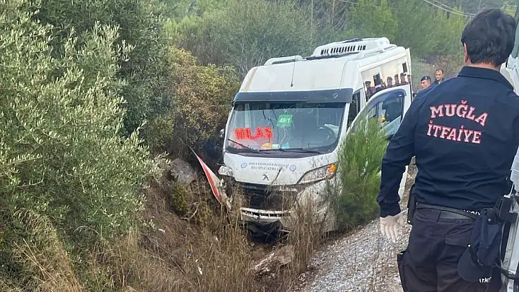 Milas Bodrum Karayolunda Minibüs Kazası: 9 Yaralı