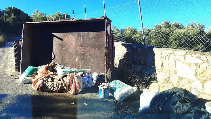 Milas Çamovalı’da Traktör Römorku Devrildi: 1 Yaralı