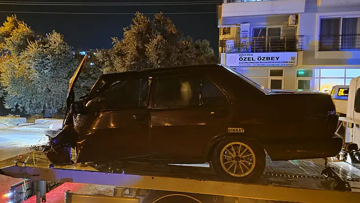 Milas’ta Feci Kaza: Hurdaya Dönen Araçtan Çıkıp Sırra Kadem Bastı!