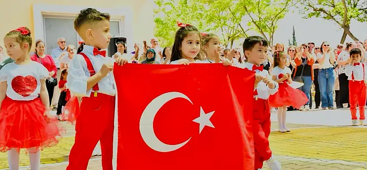 Milas'ta Eğitim İstikbal Maarifle Başladı: 24 Bin Öğrenci Ders Başı Yaptı!