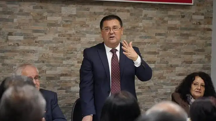Başkan Tokat, Meclis Adaylığı Üzerine Bilgi ve Görüşünün Alınmadığını Belirtti
