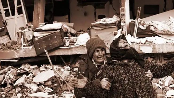 Depremlerde can kaybı 43 bin 556