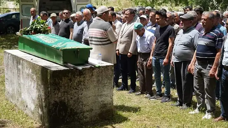 İdris Gezen Toprağa Verildi