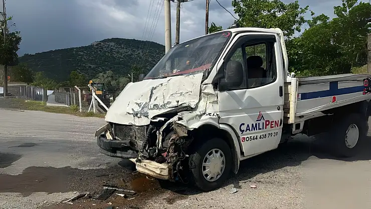 Milas Bozbük yolunda kamyon ve kamyonet çarpıştı: 1 yaralı