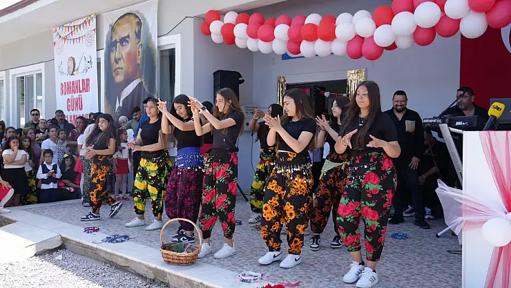 Milas Dibekdere'de Romanlar Günü renkli görüntülere sahne oldu
