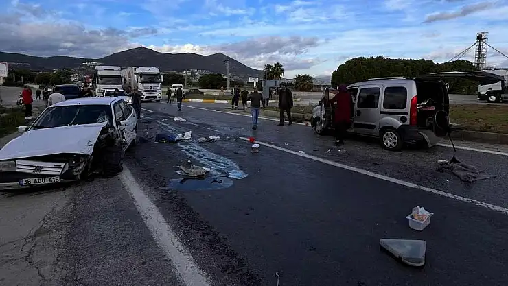 Milas Ofis Kavşağı’nda Trafik Kazası: 1 Yaralı, Otomobil Hurdaya Döndü