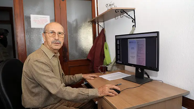 Milas Sağlık Koleji Mezunundan 77 Yaşında Lisans Başarısı