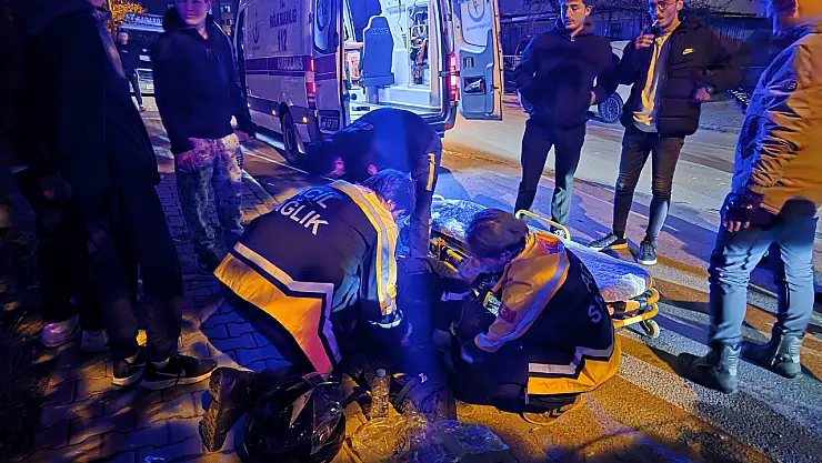 Milas Sanayi Caddesi'nde Hareketli Anlar: Kurye Kaza Yapıp Yaralandı