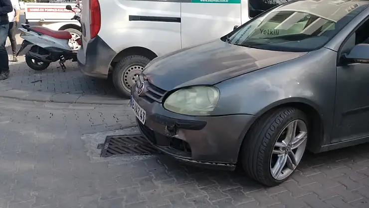 Milas'ta 2 otomobil çarpıştı 1 kişi yaralandı