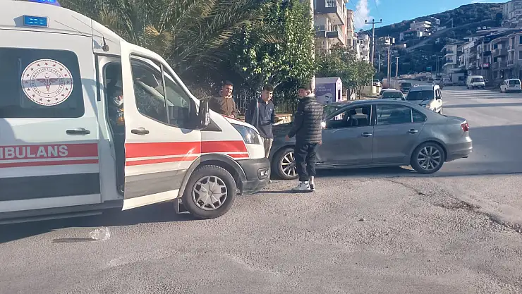 Milas'ta Korkutan Kaza: Motosiklet Sürücüsü Yaralandı