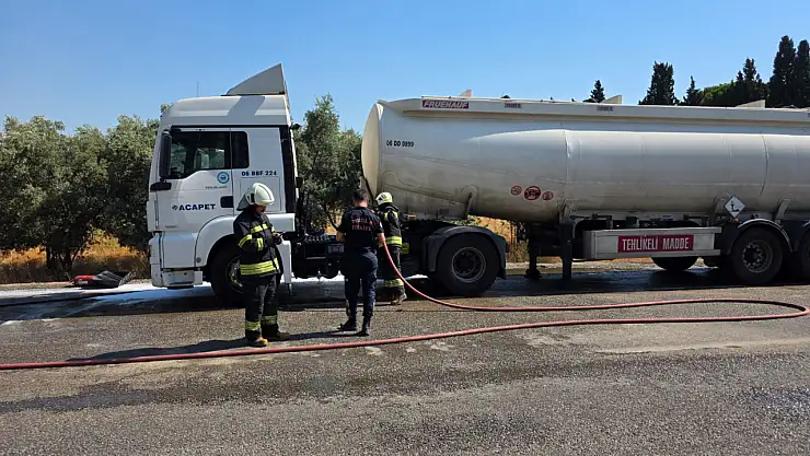 Milas'ta Mazot Yüklü Tırda Korkutan Yangın