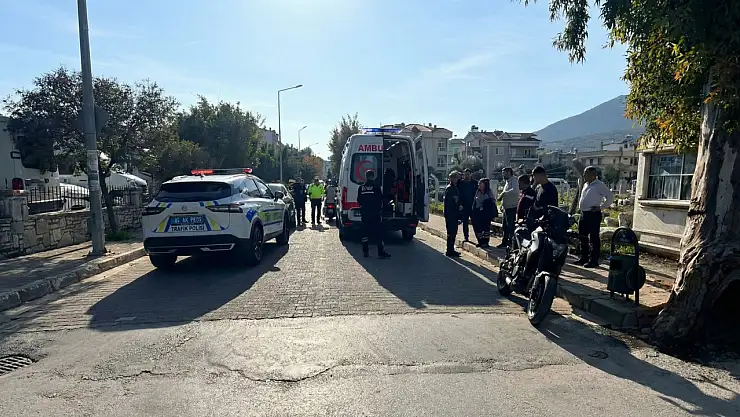 Milas'ta Motosiklet ve Otomobil Çarpıştı: 1 Yaralı