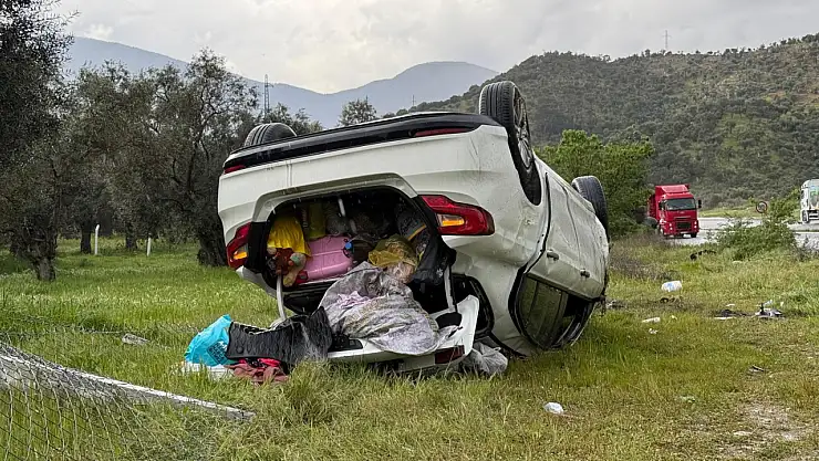 Milas'ta takla atan araçtan acı haber geldi: 1 Çocuk Yaşamını Yitirdi