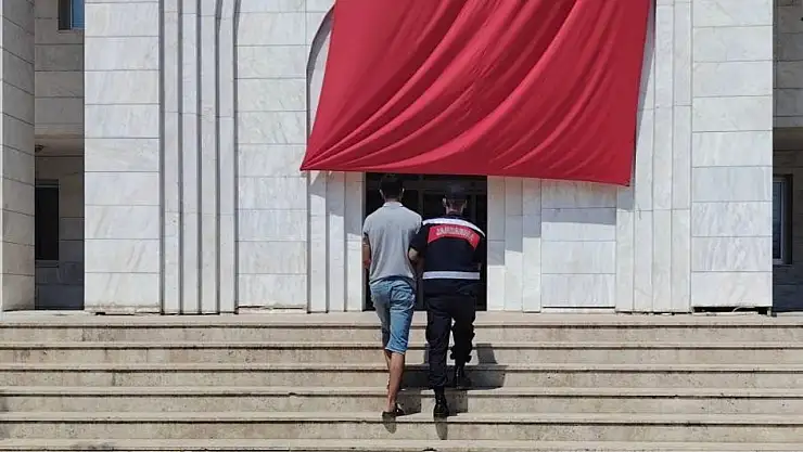 Milas'ta Uyuşturucu Suçundan Aranan Şahıs Jandarma Operasyonuyla Yakalandı