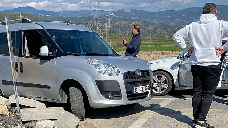 Milas’ta Dönüş Yapmak İsteyen Araç Kazaya Neden Oldu, 1 Yaralı
