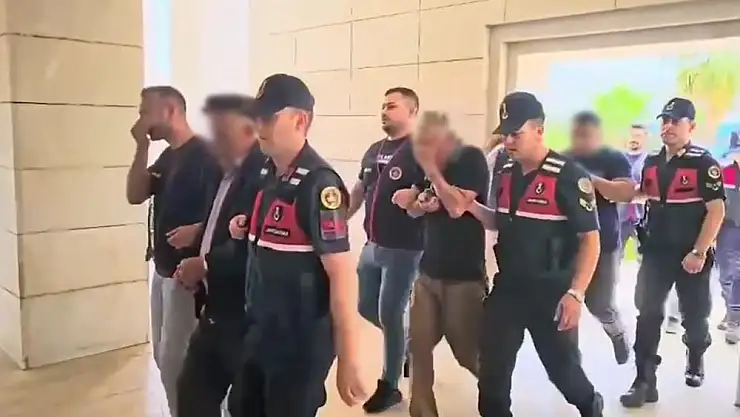 Milas'ta Hayvan Hırsızlığı Çetesi Çökertildi: 3 Şüpheli Tutuklandı