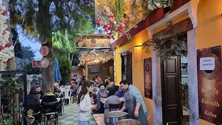 “Milas’ta Ramazan Bereketi: 40 Han Kafe, Günde 150 Kişiye Ücretsiz İftar Sofrası Sunuyor”