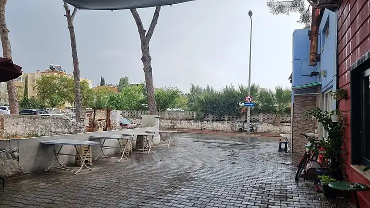 Milas’ta sağanak yağış aniden bastırdı…