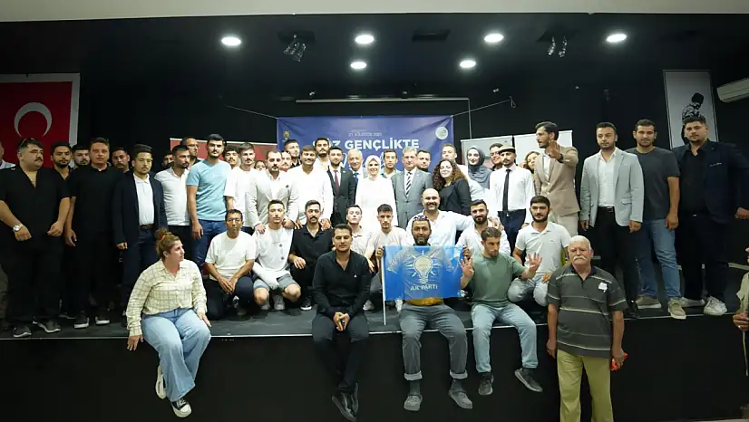 Bakan Göktaş Milas'ta Gençlerle Söyleşide Buluştu