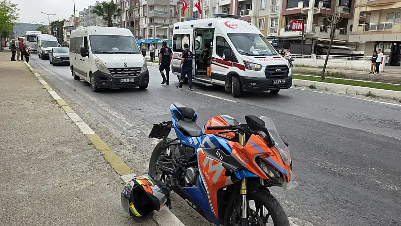 Halil Bey Bulvarı'nda motosiklet ile otomobil çarpıştı: Sürücü yaralandı