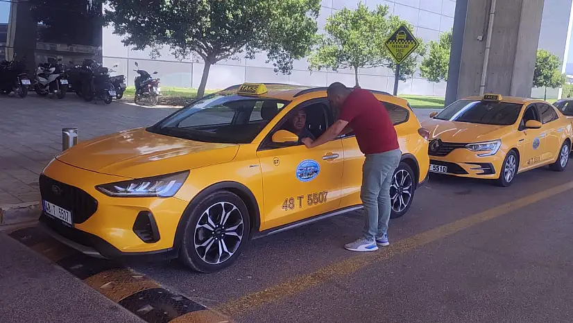 Milas Havalimanı'nda Ticari Taksilere Sigara Denetimi