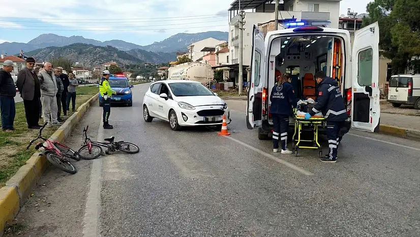 Milas'ta Bisikletli Çocuklara Otomobil Çarptı: İki Çocuk Yaralandı