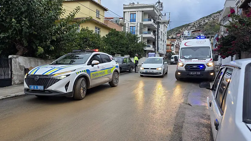 Milas'ta Kimliği Belirsiz Araç Yayaya Çarpıp Kaçtı