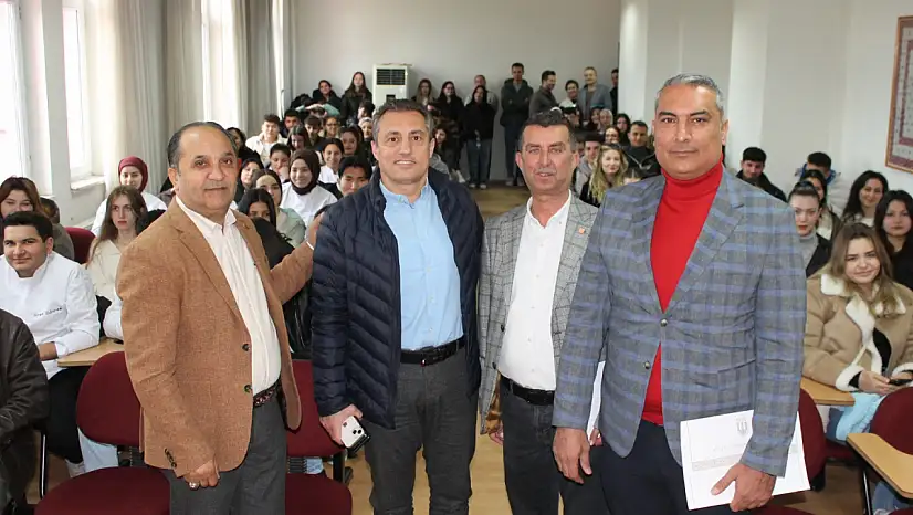 Turizm Sektörünün Duayenleri Milas MYO'da Deneyimlerini Paylaştı