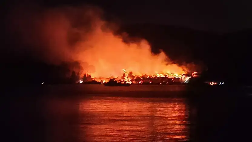 Kazıklı Mahallesi'nde Çıkan Yangın Kontrol Altına Alındı