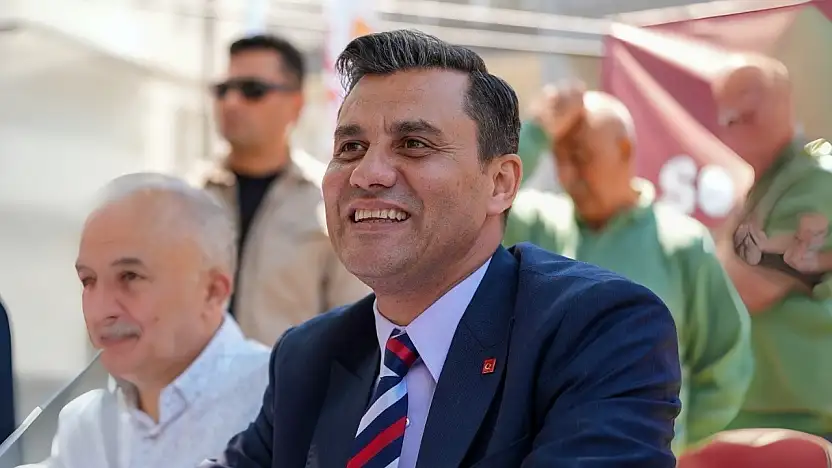 Manisa Büyükşehir Belediye Başkanı Ferdi Zeyrek Hayatını Kaybetti