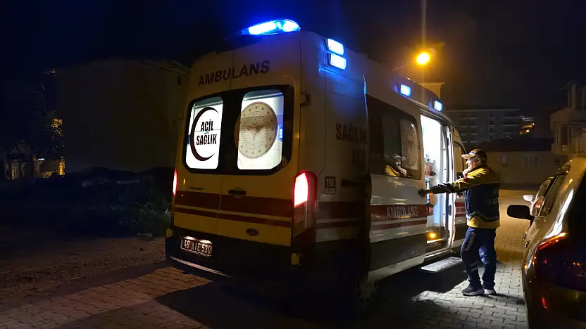 Milas'ta bozuk yol kazaya neden oldu: Motosiklet sürücüsü yaralandı