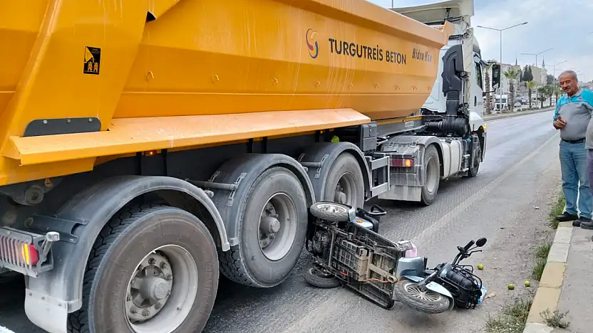 Milas'ta Elektrikli Bisiklet Kazası: Sollama Manevrası Yaralanmayla Sonuçlandı