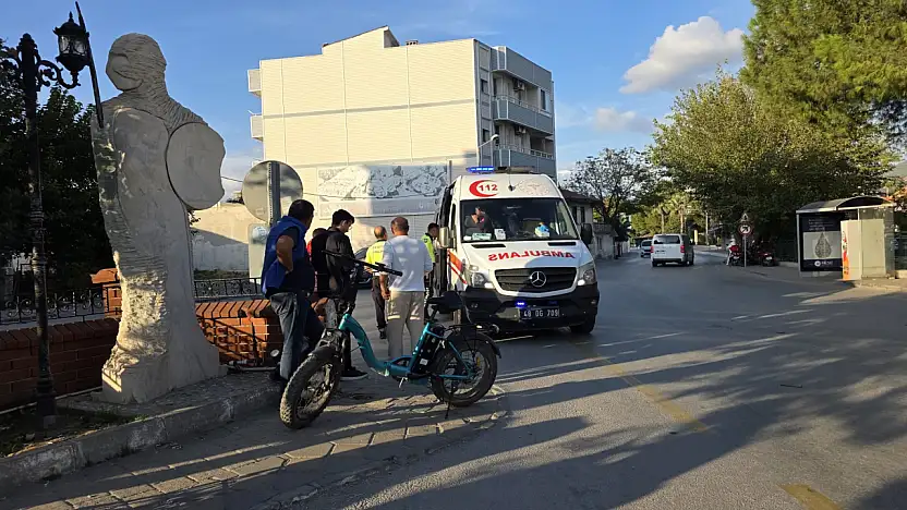 Milas'ta Kamyonet Elektrikli Bisiklet Sürücüsüne Çarptı: 1 Yaralı