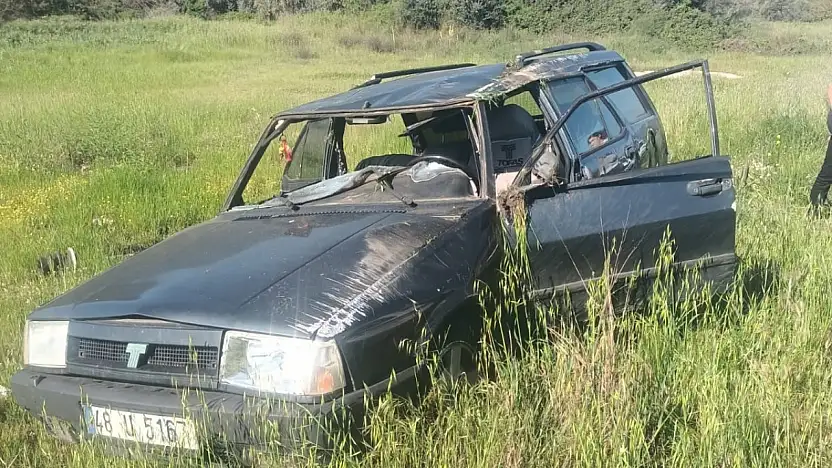 Milas'ta Kontrolden Çıkan Otomobil Takla Attı: 2 Kişi Yaralandı