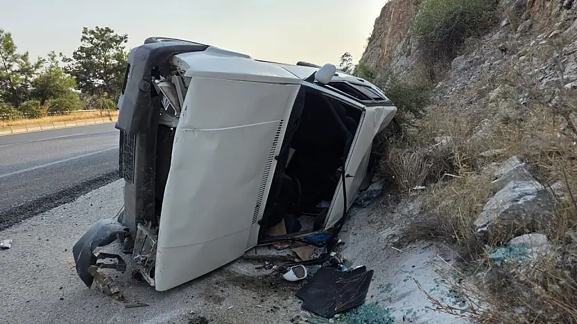 Milas'ta Mucize Kurtuluş: Takla Atan Araçtan Yara Almadan Çıktı