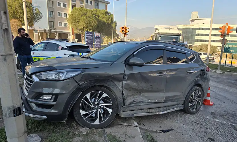 Milas Adliye Kavşağı'nda Korkutan Kaza: 1 Yaralı